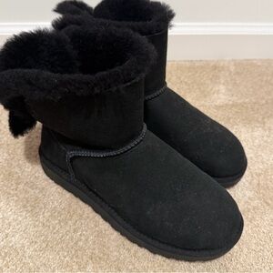 UGG Black BOW Boots